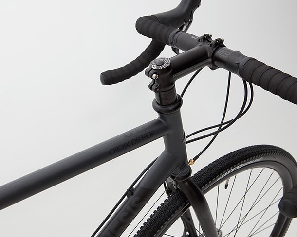 Genesis Croix de Fer 20 Gravel Bike in acciaio