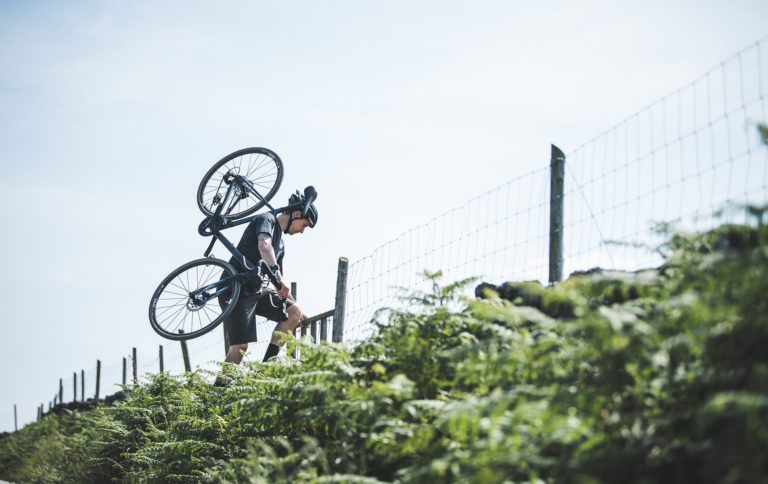 Hack in Black Saracen Gravel Bike