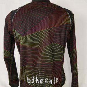 wind-jaket-bikecafe-rear
