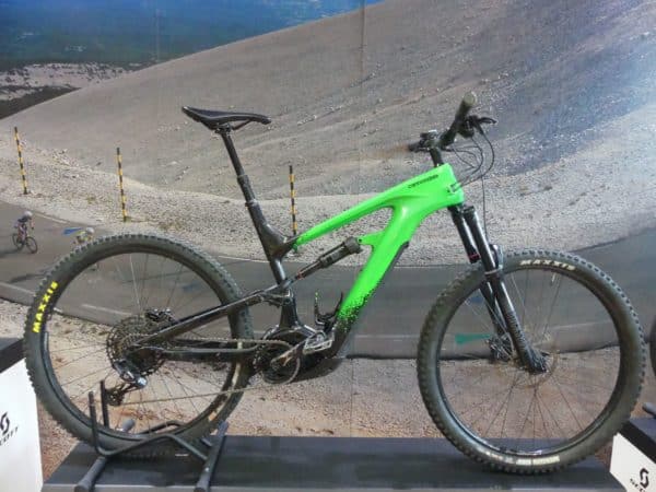 MOTERRA Neo Carbon 3 USATO 2021