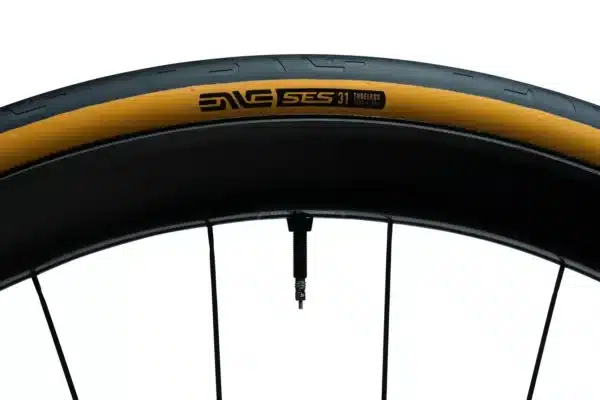 ENVE SES COPERTONI TUBELESS DA STRADA 2024