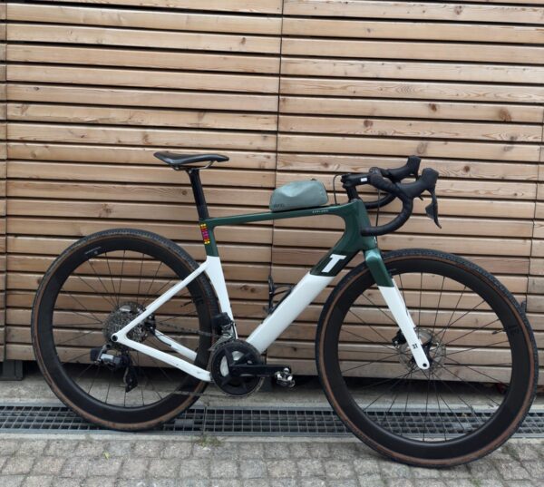 3T EXPLORO RACEMAX RIVAL AXS MIS.M 2023