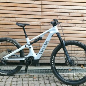 CANYON SPECTRAL ON MIS.S 2023